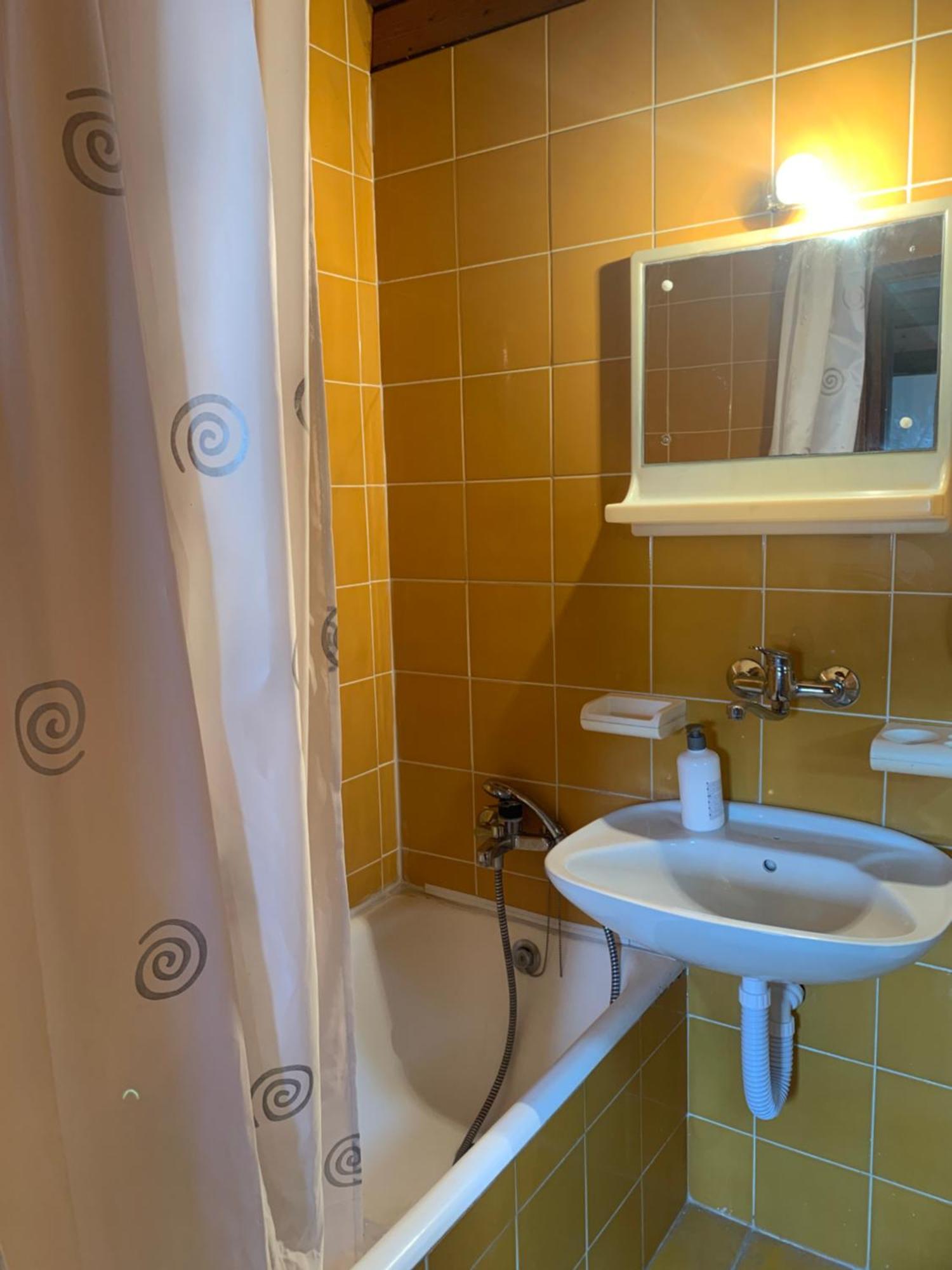 Fisherman'S Apartment Petrovac Екстер'єр фото